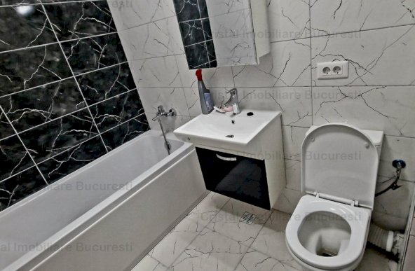 Apartament 2 camere. Complex New World, cu vedere la Deta Vacaresti. 