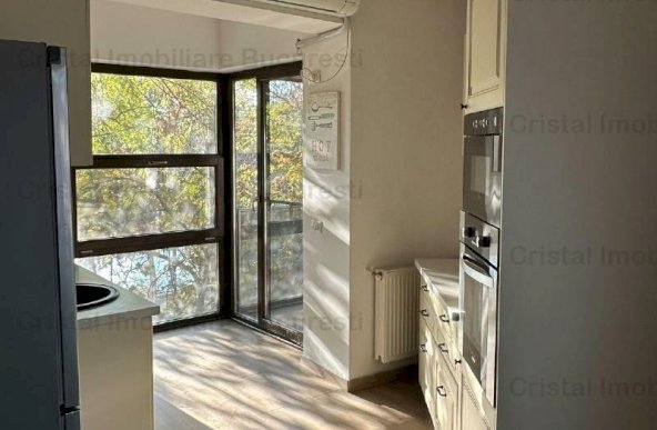 Apartament luminos  3 camere Lux. Timpuri Noi. Splaiul Unirii. 