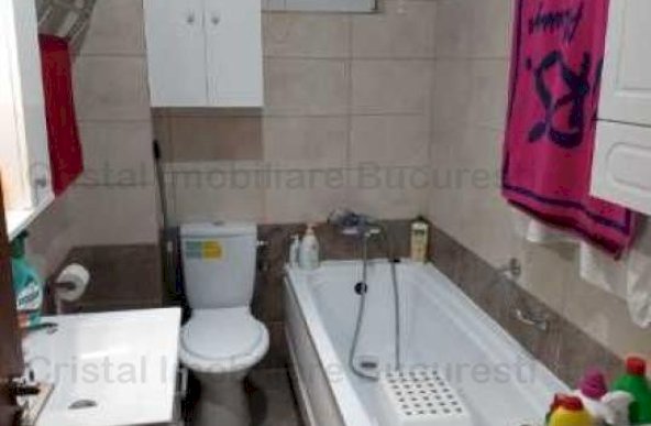 Apartament 3 cam, 2 bai, centrala, parcare inclusa Titan -Fagetului