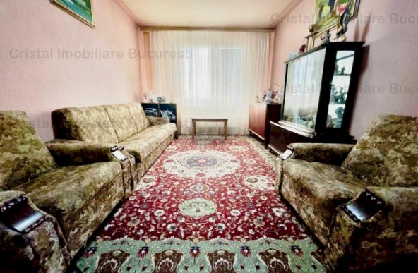 Apartament 3 camere de vanzare Gorjului