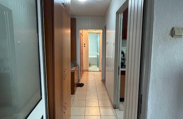 Apartament 2 camere zona Drumul Sarii