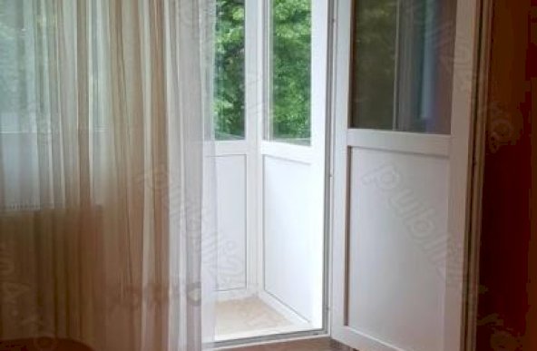 Apartament 2 camere de vanzare Lujerului