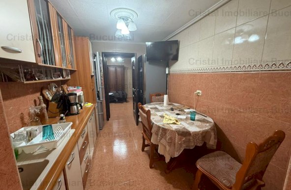 Apartament 4 camere, geam baie, centrala proprie, 7 min metrou Dristor