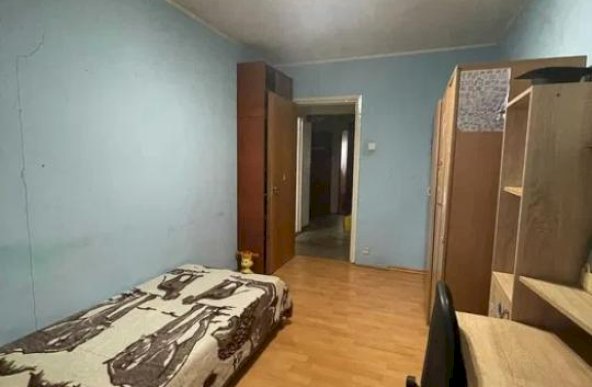 Apartament decomandat cu 4 camere situat pe soseaua Colentina