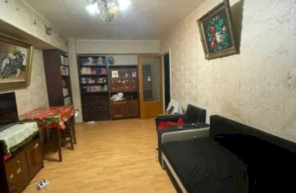 Apartament decomandat cu 4 camere situat pe soseaua Colentina