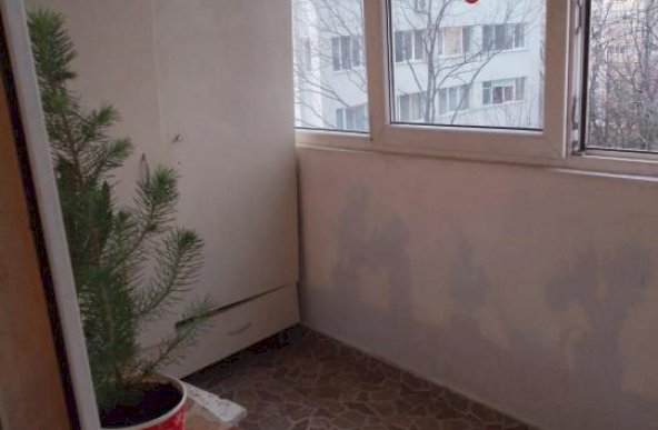 Apartament 2 camere de vanzare zona Costin Georgian