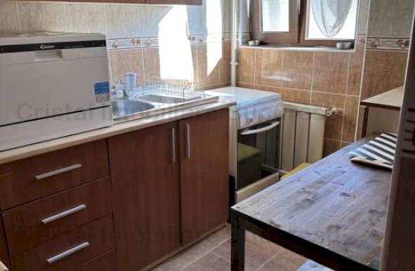 Apartament 3 camere, 2 bai, centrala proprie, Colentina - Plumbuita