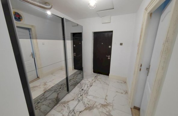 Apartament luminos  2 camere, metrou Brancoveanu. 