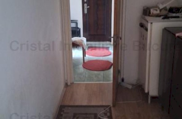 Apartament 3 camere, Aparatorii Patriei. 