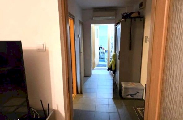 Vanzare Apartament 2 Camere stradal pe Calea Vitan, Mall Vitan Centrala