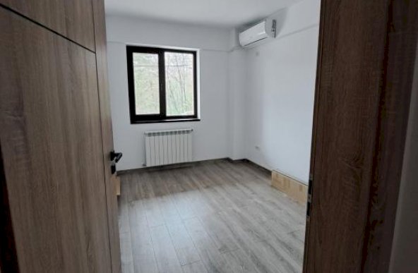 Apartament 2 camere de vanzare Gorjului ,Valea lunga