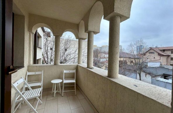 Casa moderna, 14 camere, finisaje lux, Barbu Vacarescu - metrou Stefan cel Mare