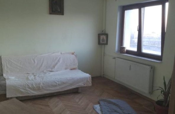 Apartament 2 camere de vanzare zona Costin Georgian