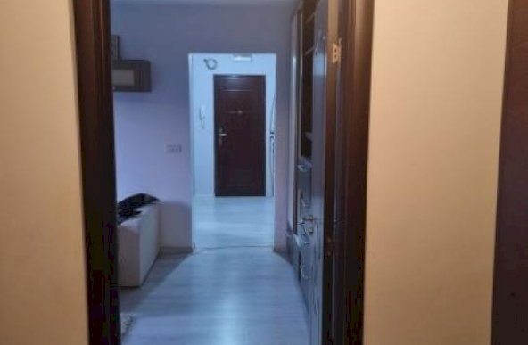 Apartament 3 camere Titan -Barajul Bistritei