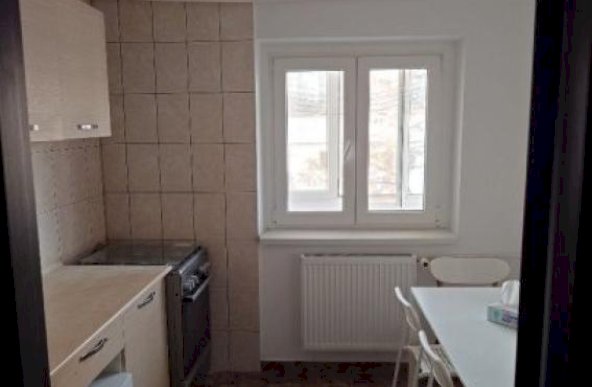 Apartament 2 camere, decomandat, boxa, 14 min metrou Dristor