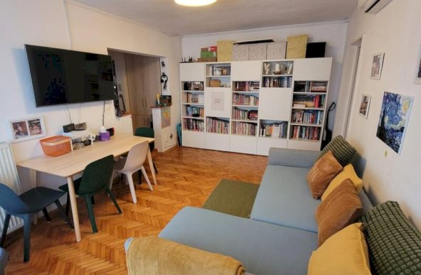 Apartament 3 camere Titan- Costin Georgian