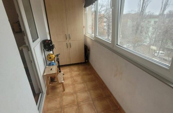 Apartament 3 camere Titan- Costin Georgian