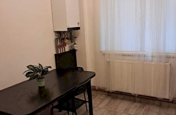 Apartament 2 camere decomandat, centrala termica, 9 min metrou Iancului