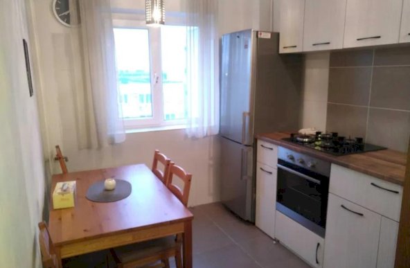 Apartament 3 camere spre vanzare sau inchiriere ,Rahova