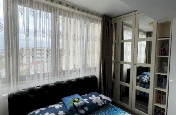 Apartament 3 camere Piata Alba Iulia, 