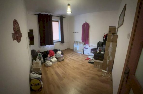 Apartament 3 camere,70 mp,de vânzare Zona Lacul Tei 