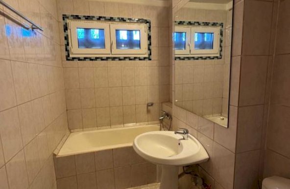 Apartament 3 camere, Bld. Brancoveanu, zona Covasna 