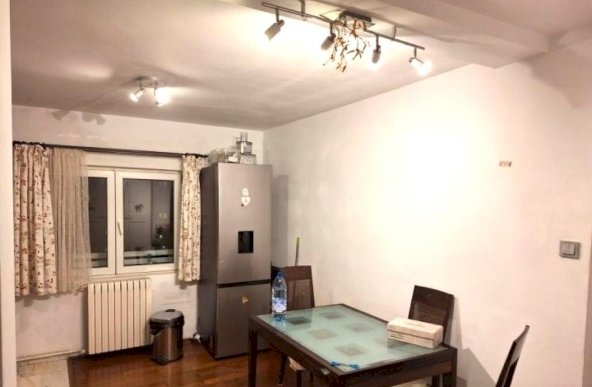 Vanzare Apartament 3 Camere Adiacent Bd Nerva Traian  