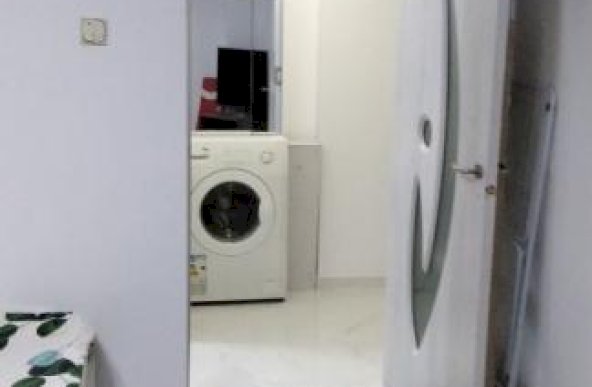 Apartament 2 camere, 61mp in Titan, bloc 1981, posibilitate centrala