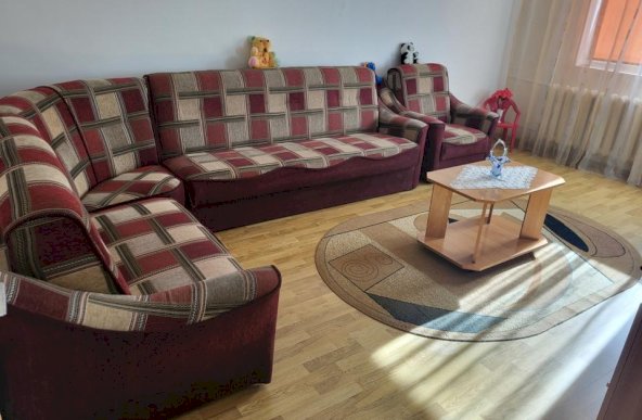 Apartament  3 camere ,Zona Rahova