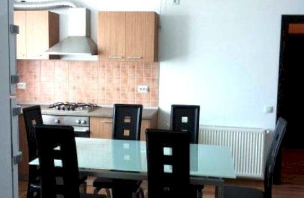 Vanzare Apartament 3 Camere Stradal pe Bd. Nerva Traian