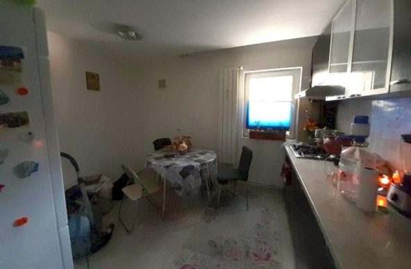 Vanzare Apartament 2 Camere Intre Mall Vitan si Nerva Traian