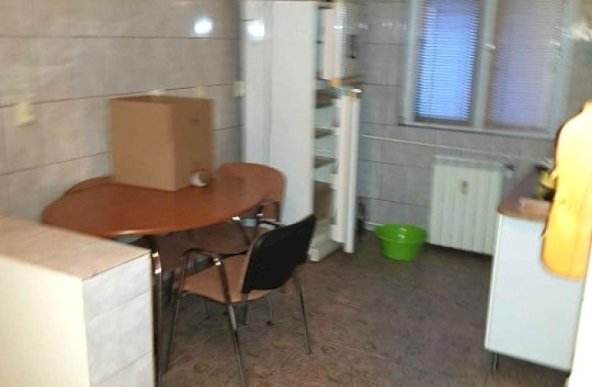 Vanzare Apartament 3 Camere Stradal pe Bd Nerva Traian