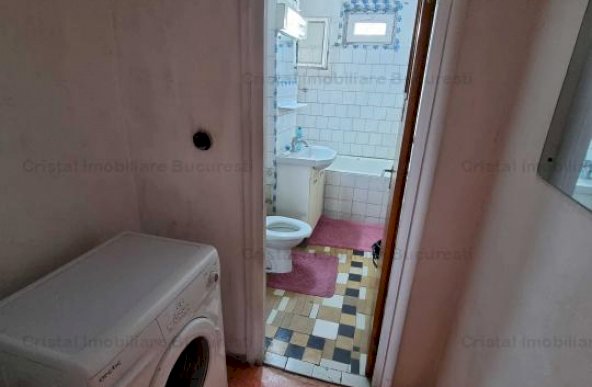 Apartament 3 camere, semidecomandat, confort 1, boxa de depozitare