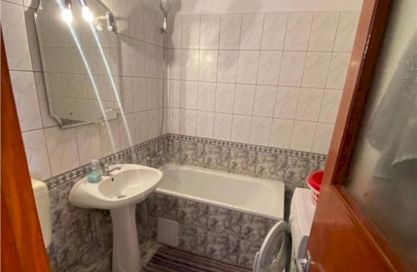 Apartament de Vanzare 2 Camere Crangasi ( Nicolae Oncescu )