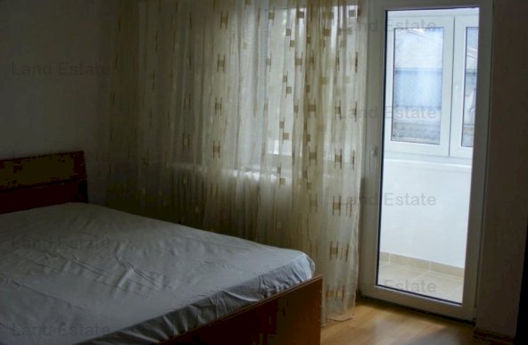 Apartament 3 camere Victoriei ( 150 m metrou-Boxa )