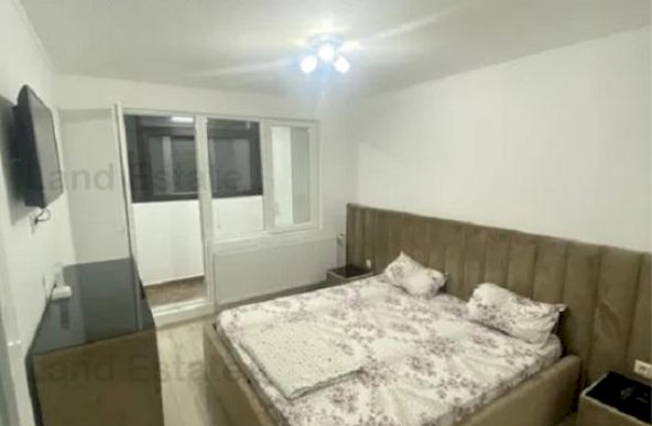 Apartament cu 3 camere Brancoveanu - Izvorul Rece