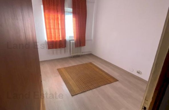 3 camere bloc reabilitat Sebastian - Petre Ispirescu