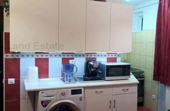 Vanzare apartament - 7 minute metrou 