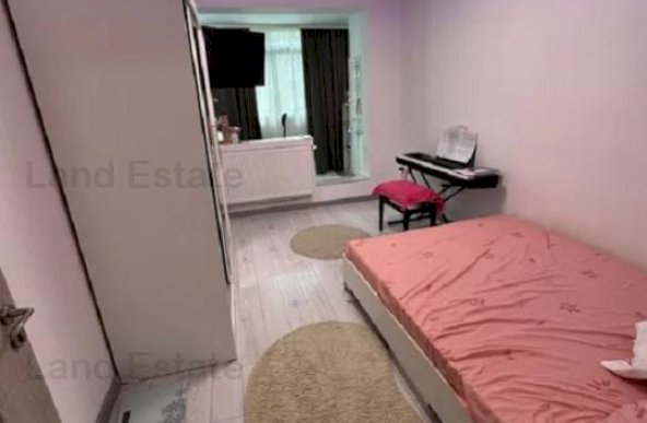 Apartament cu 4 camere Dristor - Râmnicu Sărat