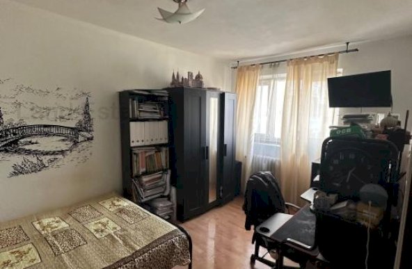 2 Camere vanzare Dristor ( 3 minute metrou ) 