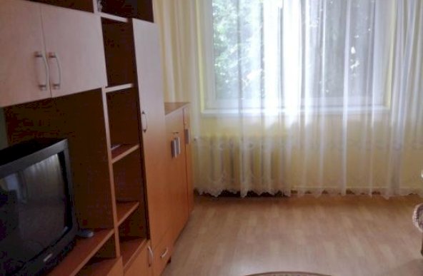 2 camere vanzare Mosilor ( 5 minute metrou ) 