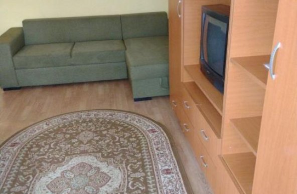 2 camere vanzare Mosilor ( 5 minute metrou ) 