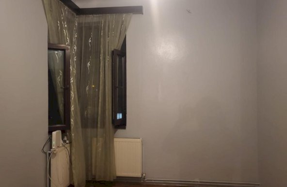 4 camere in vila Titulescu - Banu Manta