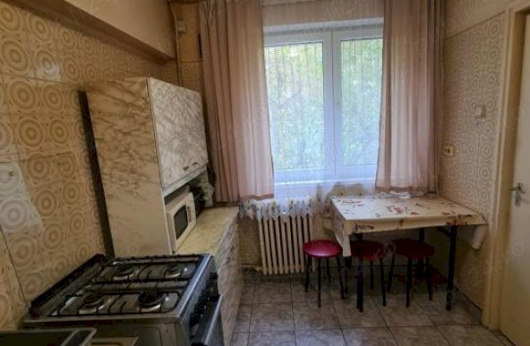 Apartament cu 3 camere Calea Giulesti (Bloc Reabilitat)