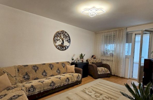 Vanzare 3 camere Brancoveanu 