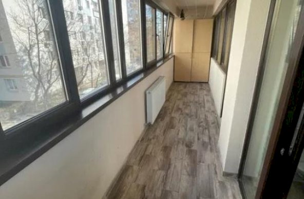 2 camere Crangasi-bloc 2017-300 metrou(parcare privata )