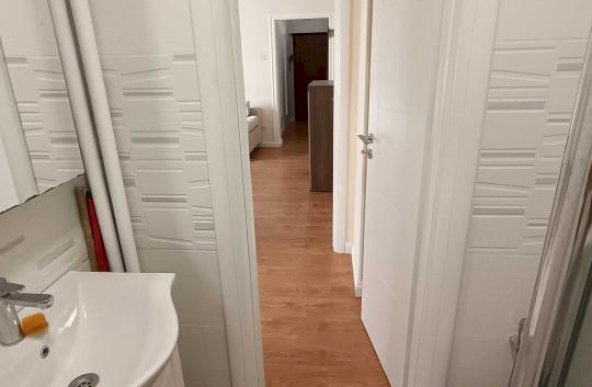 Apartament cu 2 camere in zona Gara de Nord