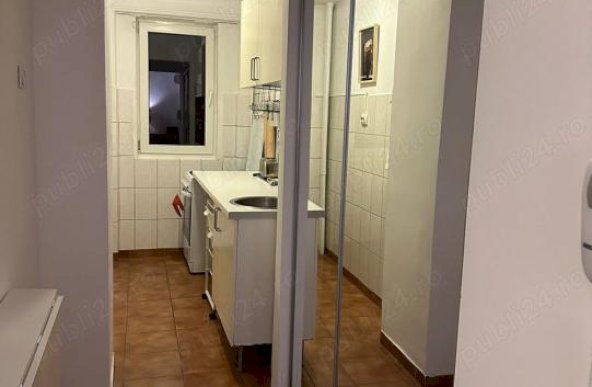 De inchiriat apartament cu doua camere Piata Victoriei