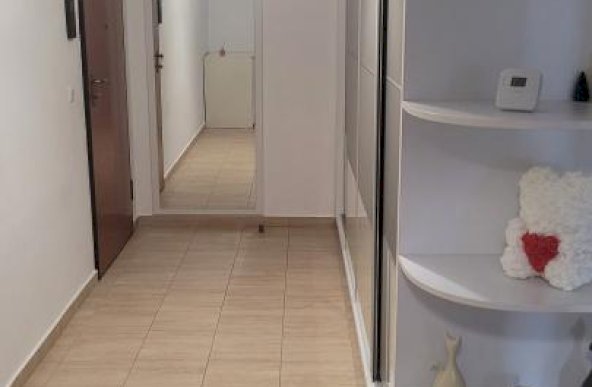 Vanzare apartament cu 3 camere Metalurgiei