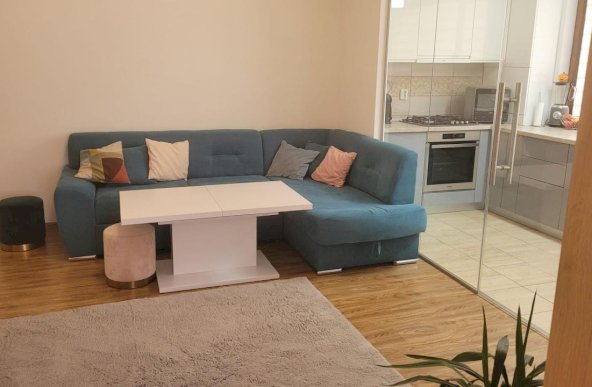 Vanzare apartament cu 3 camere Metalurgiei